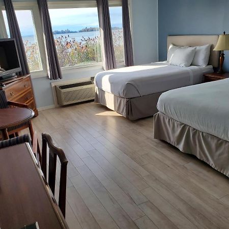 Carolyn Beach Inn Thessalon Екстериор снимка