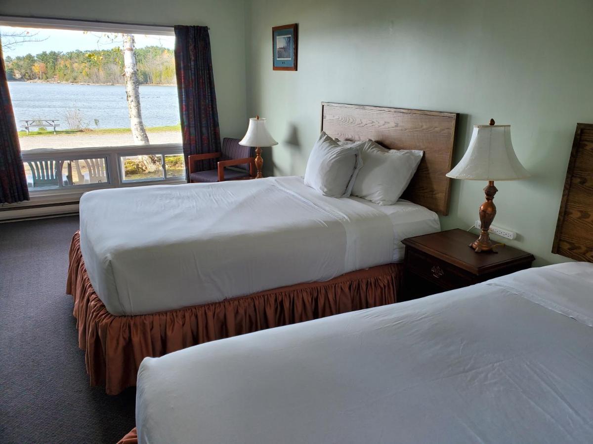 Carolyn Beach Inn Thessalon Екстериор снимка