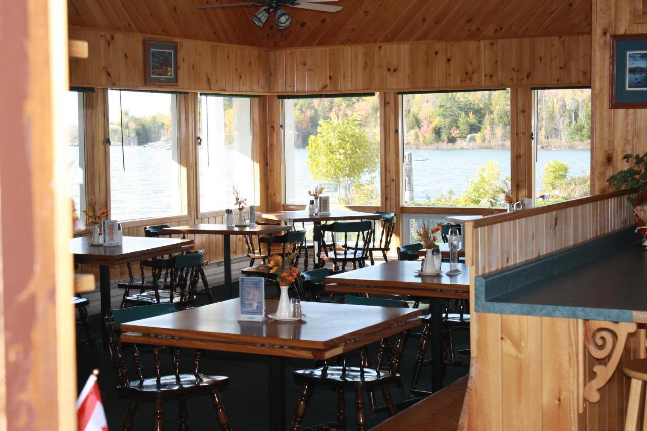 Carolyn Beach Inn Thessalon Екстериор снимка