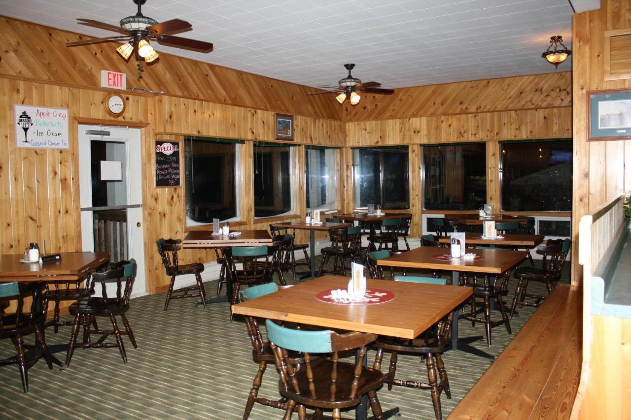 Carolyn Beach Inn Thessalon Екстериор снимка